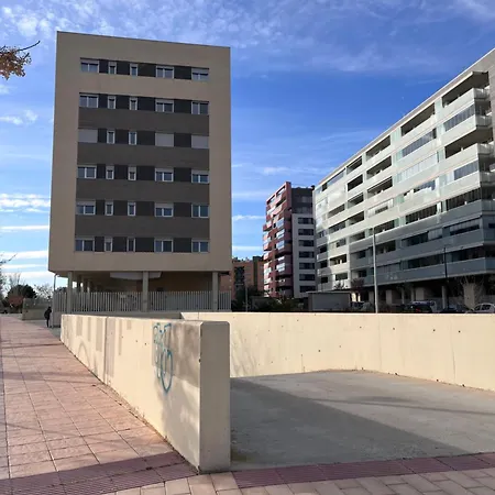 Apartmán El Balcon Del Ebro By Alogest- Vistas, Piscina Y 2 Parking