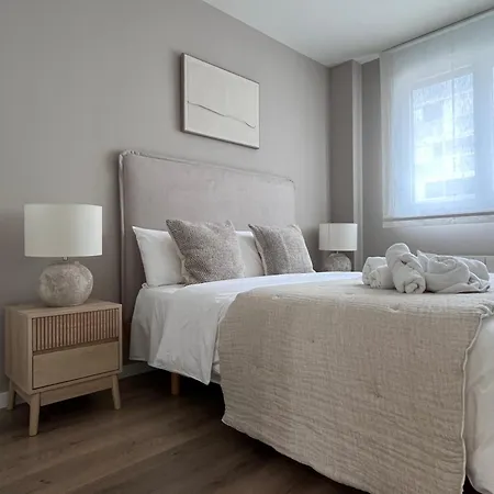 El Balcon Del Ebro By Alogest- Vistas, Piscina Y 2 Parking * Zaragoza