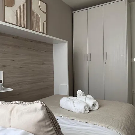 El Balcon Del Ebro By Alogest- Vistas, Piscina Y 2 Parking Apartmán *