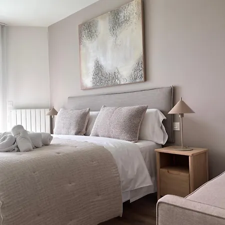 El Balcon Del Ebro By Alogest- Vistas, Piscina Y 2 Parking Apartmán