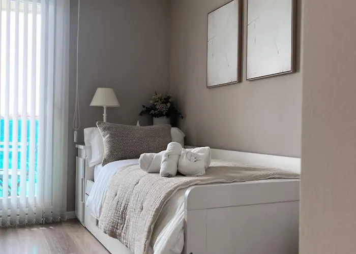 El Balcon Del Ebro By Alogest- Vistas, Piscina Y 2 Parking Daire