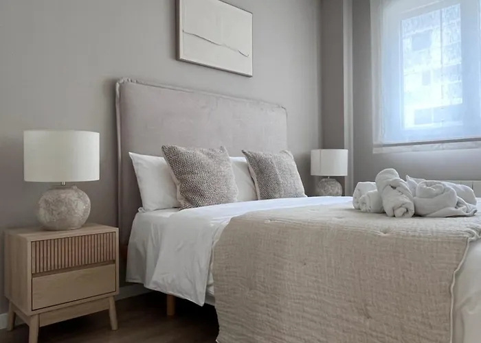 El Balcon Del Ebro By Alogest- Vistas, Piscina Y 2 Parking * Zaragoza