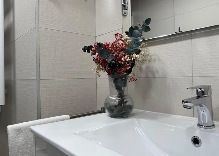 El Balcon Del Ebro By Alogest- Vistas, Piscina Y 2 Parking Daire Zaragoza